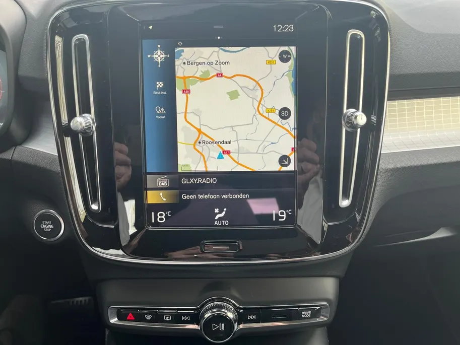 Volvo XC40 1.5 T3 Business Pro | Navigatie | Parkeercamera | Apple Carplay en Android Auto