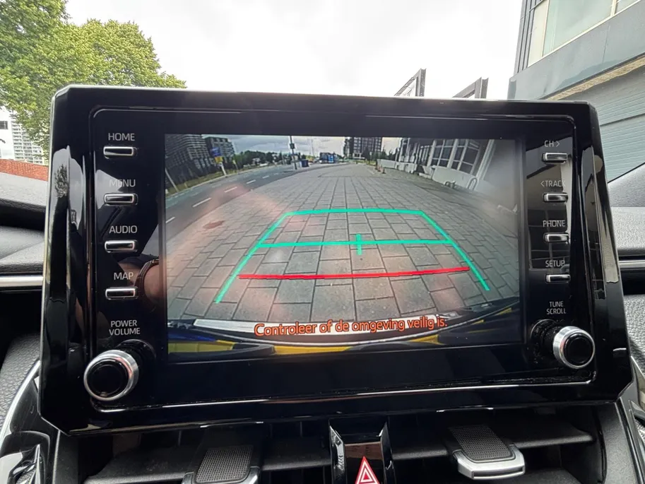 Toyota Corolla Touring Sports 2.0 Hybrid Business Plus | ACHTERUITRIJ CAMMERA | ADAPTIVE CRUISECONTROLE | NAVIGATIE | HYBRIDE |