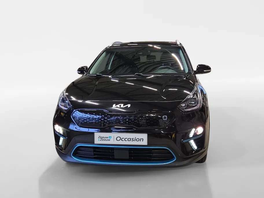 Kia e-Niro DynamicPlusLine 64 kWh | 1e Eigenaar | Accu 100% | Dealer onderhouden | Cruise Control Adaptief | Schuif/Kantel dak | Stoelverwarming | Apple Carplay/Android Auto | Camera | Fabrieksgarantie | NAP
