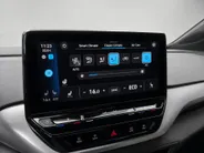 Volkswagen ID.4 Pro Business Advantage 204pk 77 kWh · SOH 95,4% · Camera · Wegklapbare Trekhaak · Apple/Android Car Play · Stoel-& Stuurverwarming · 19'' Inch ·