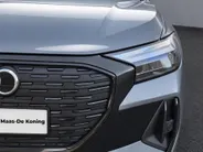 Audi Q4 e-tron 40 S edition 77 kWh 204pk · SOH 93% · Panoramadak · Camera · Keyless · Dodehoeksensor · Head-Up Display · Elek. Achterklep · Apple/Android Car Play ·