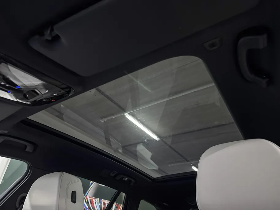 BMW i5 Touring eDrive40