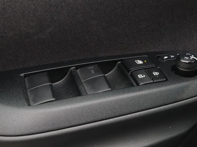 Toyota Yaris 1.5 Hybrid 130 Executive JBL | Head-up | Stuur en stoelverwarming VERKOCHT