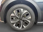 Kia EV6 Light 58 kWh 170 PK | 1e Eigenaar | Dealer onderhouden | Metallic lak | Trekhaak | Fabrieksgarantie t/m 28-02-2031 + 3x 1 jaar*  | NAP