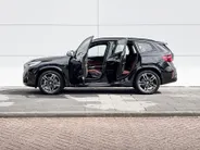 BMW iX1 xDrive30 67 kWh M Sport Edition