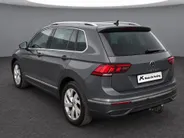 Volkswagen Tiguan 1.5TSI/150PK Life Business Trekhaak · Camera + parkeersensoren · Navigatie