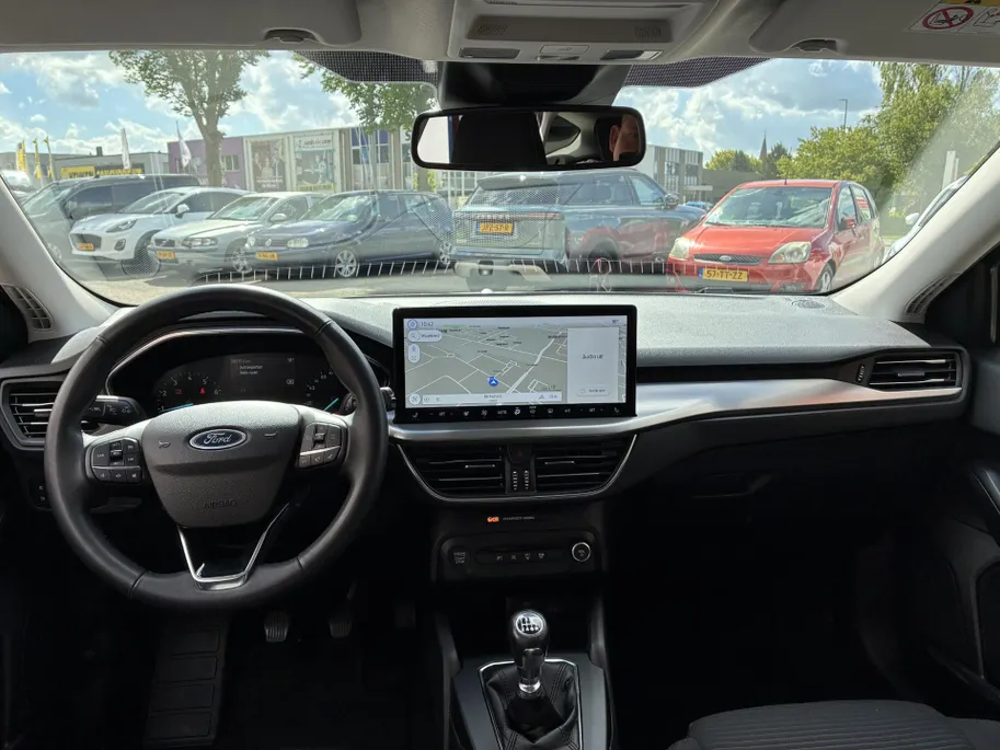 Ford Focus Wagon 1.0 EcoBoost Hybrid Titanium GROOTSCHERM, WINTERPAKKET.