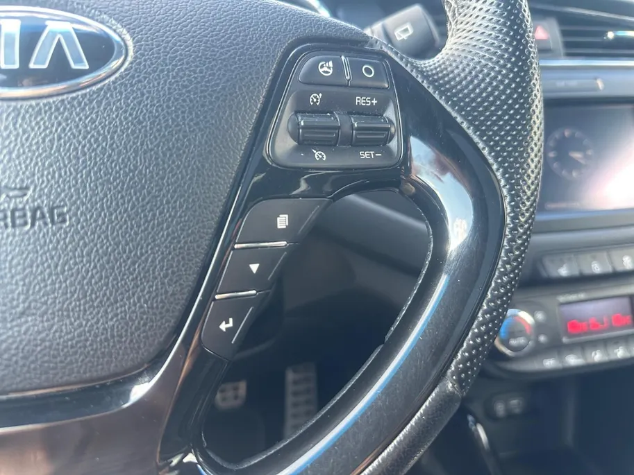 Kia cee'd Sportswagon 1.0 T-GDi GT-Line | Camera | Pano | Stuur en Stoel Verw |