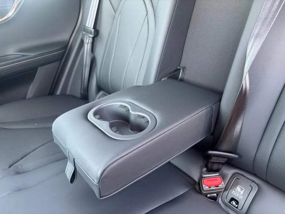 Omoda 5 SHS 1.5 T-GDi SHS-H Premium *Automaat*Navi+360Camera*Lederen Bekleding*SNEL LEVERBAAR!