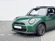MINI Cooper 3-deurs 1.5 Cooper C Favoured M
