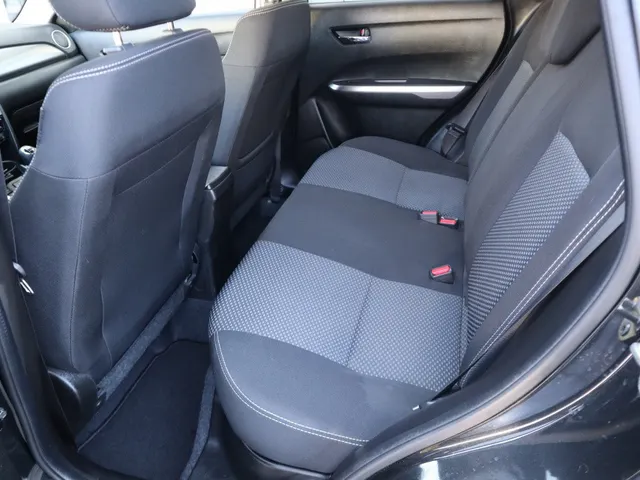 Suzuki Vitara 1.4 BoosterJet Select Hybrid Trekhaak | AllSeasons | Carplay