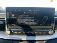 Kia XCeed 1.5 T-GDI MHEV DynamicPlusLine Automaat | 1e Eigenaar | Dealer Onderhouden | Camera | Stoel- & Stuurverwarming | Trekhaak | 2-Zone Climate Control | Navigatie | Fabrieksgarantie t/m 2-4-2028 +3x 1 jaar* | NAP