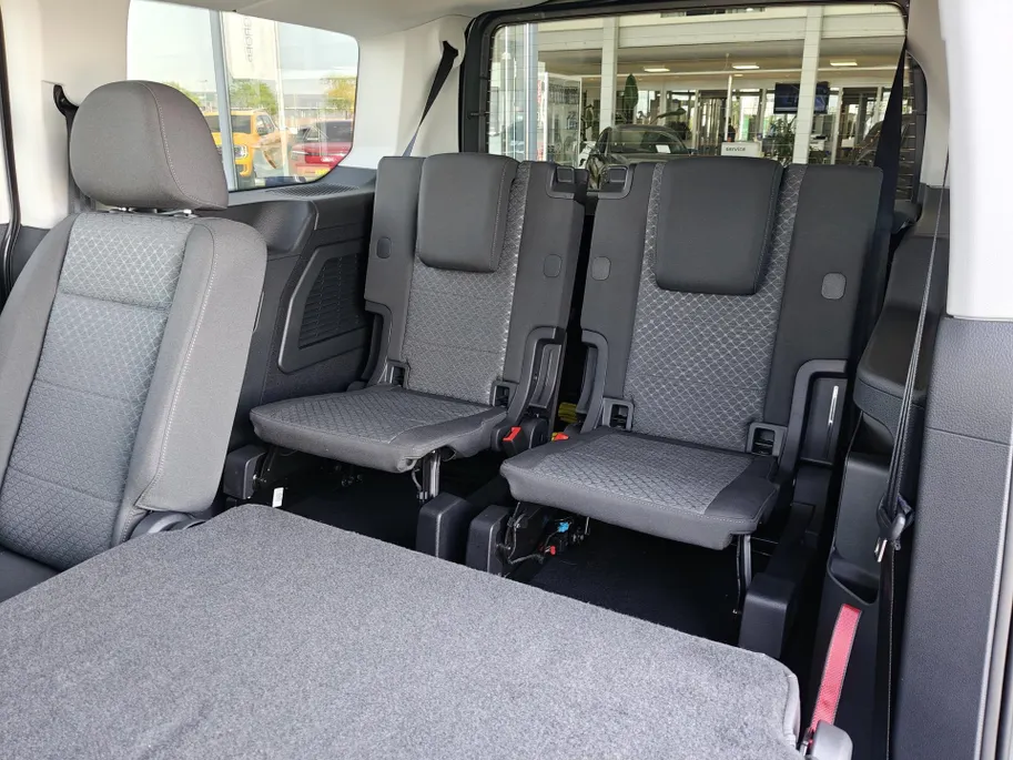 Ford Tourneo Connect Titanium 1.5 PHEV 7 persoons