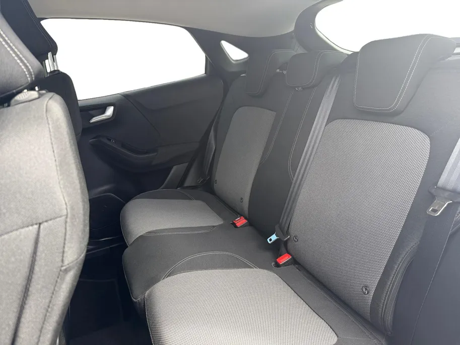 Ford Puma 1.0 EcoBoost Hybrid Titanium X | NL AUTO DEALERONDERHOUDEN | Winter Pack | B&O Audio | Apple Carplay & Android Auto |