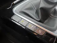 Kia Ceed Sportswagon 1.0 T-GDi Design Edition | JBL | Carplay | Camera | Navigatie | Stoelverwarming | Doedehoek Detectie |Fabrieksgarantie  t/m  1-7-2032 + 3x 1 jaar*| NAP