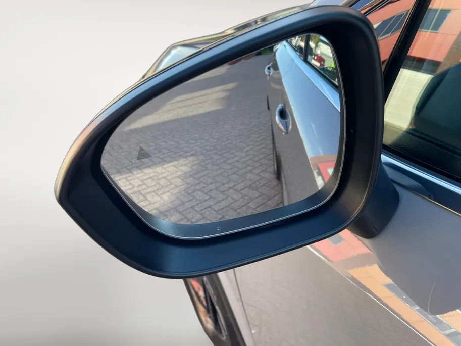Nissan QASHQAI 1.5 e-Power N-Connecta | Navigatie | 360 camera | Apple Carplay/ Android Auto | Panoramadak | Head-up display | Elektrische achterklep |