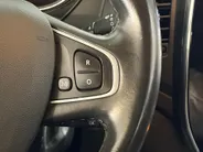 Renault Captur 120PK TCe Intens Automaat | Trekhaak | Navi | LM Velgen Hoogglans Zwart | Camera | Parkeersensoren | Full LED | Climate Control | Cruise Control | Keyless Entry | Elektrische Ramen & Spiegels | Licht & Regen Sensor |