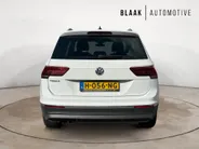 Volkswagen Tiguan 1.5 TSI ACT Highline Business R Panoramadak | Camera