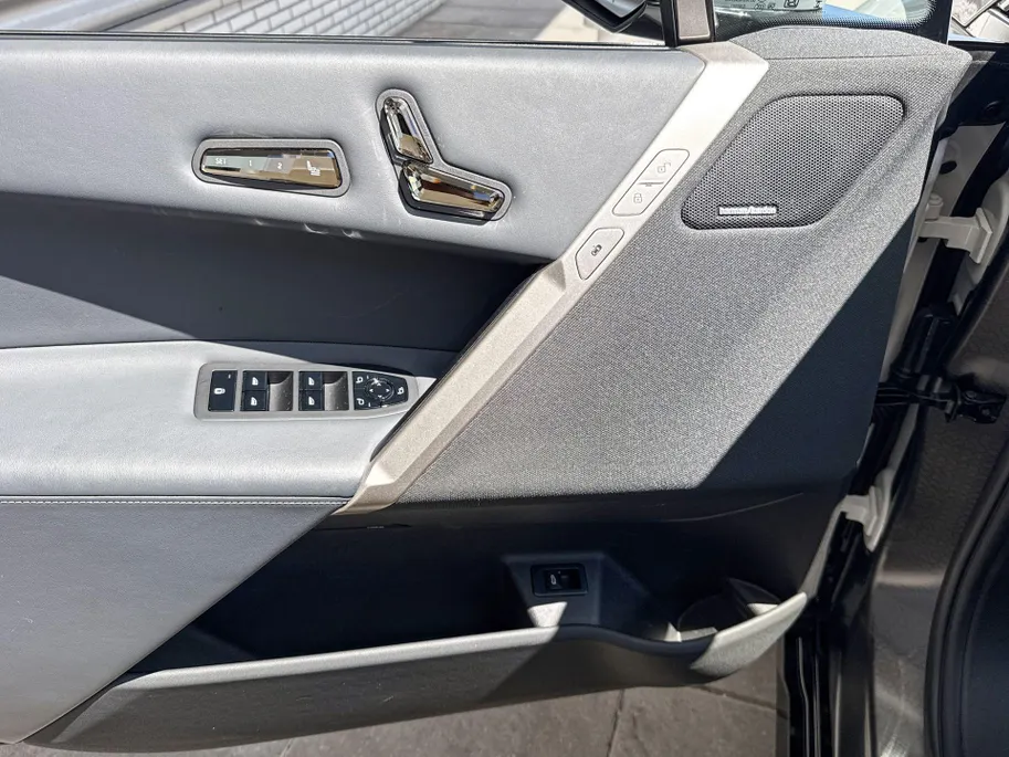 BMW iX xDrive40 Business Edition Plus 77 kWh