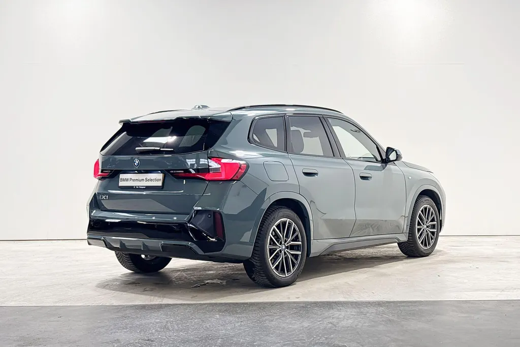 BMW iX1 xDrive30 Launch Edition M Sportpakket