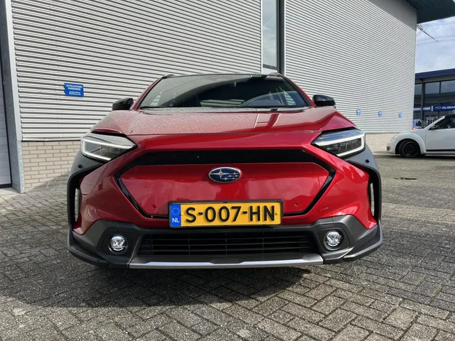 Subaru Solterra Sky Package 71 kWh | Apple Carplay & Android Auto | Panorama Dak | Lederen Bekleding | Elek. Stoelen Met Geheugen Functie