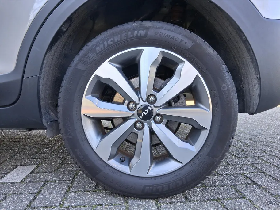 Kia Stonic 1.0 T-GDi DynamicPlusLine / Navigatie + Camera / Climate en Cruisecontrol! /
