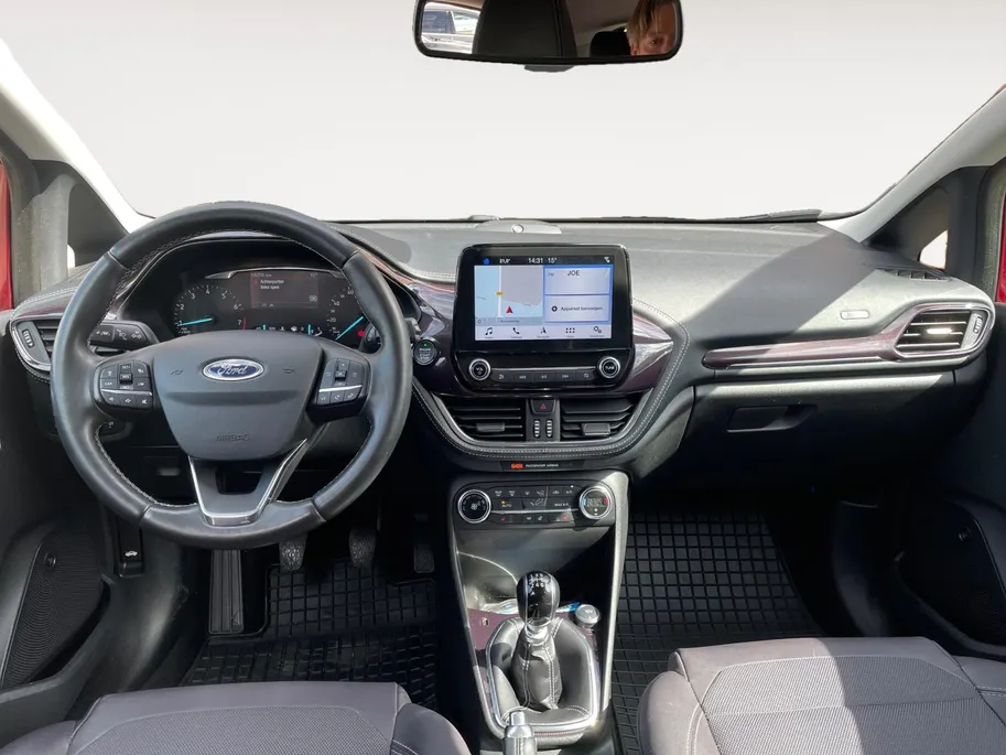 Ford Fiesta 1.0 EcoBoost Vignale 125PK | Adaptieve Cruise Control | B&O | Half leder | Camera | Keyless Entry | Privacy Glass | Winter Pack | Parkeersensoren | Navigatie | All weather banden
