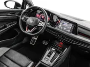 Volkswagen Golf 2.0 TSI 245pk DSG GTI · Panoramadak · Camera · Harman Kardon Sound · Matrix LED · Leder Vienna · Alarmklasse 3 · Elek. Bestuurdersstoel + Geheugen ·