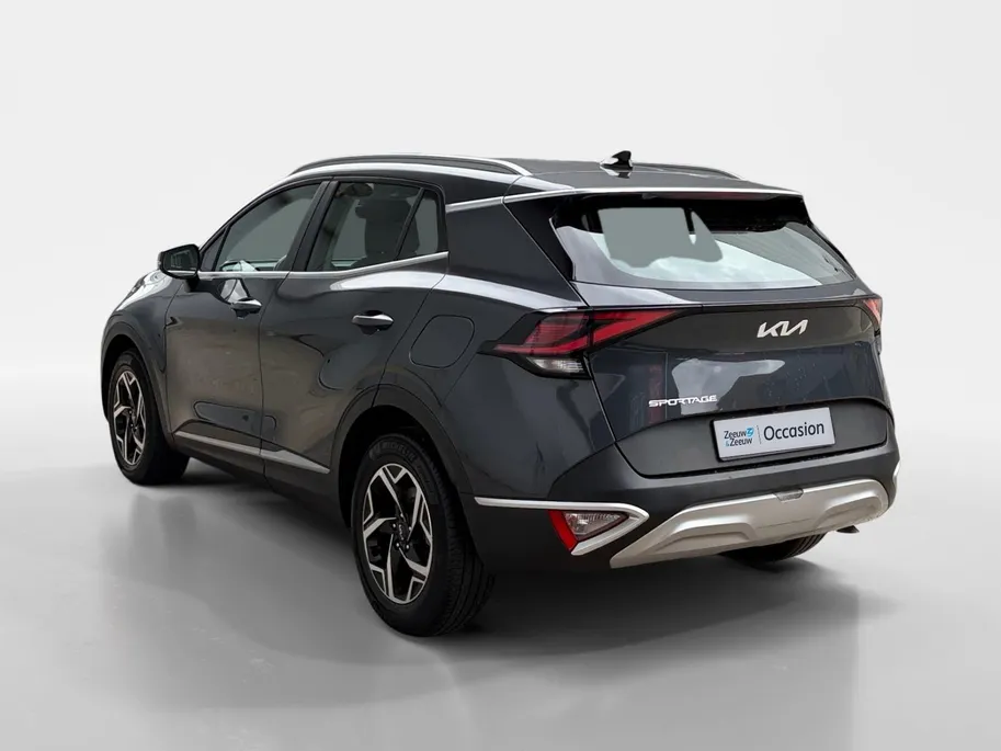 Kia Sportage 1.6 T-GDi MHEV DynamicLine Edition | Stoel- en stuurverwarming | Achteruitrijcamera | Parkeersensoren voor- en achter | Apple/Android Carplay | Navi | Climate control | Cruise control