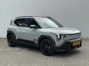 Kia EV2 61 kWh 135pk (5-zits) Black-Line