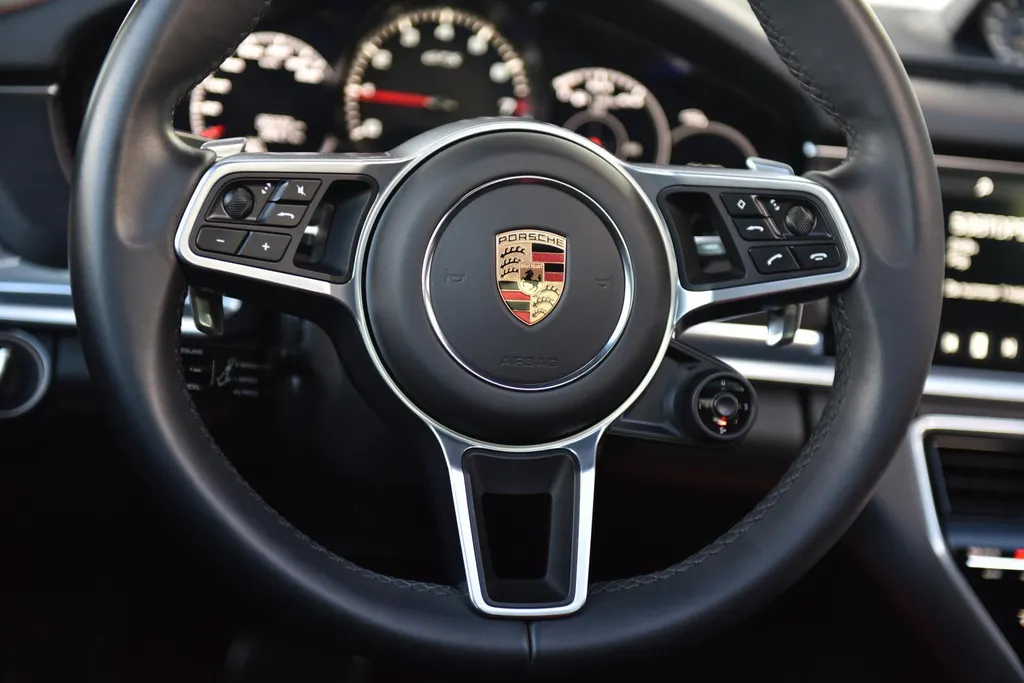 Porsche Panamera Sport Turismo 4.0 GTS