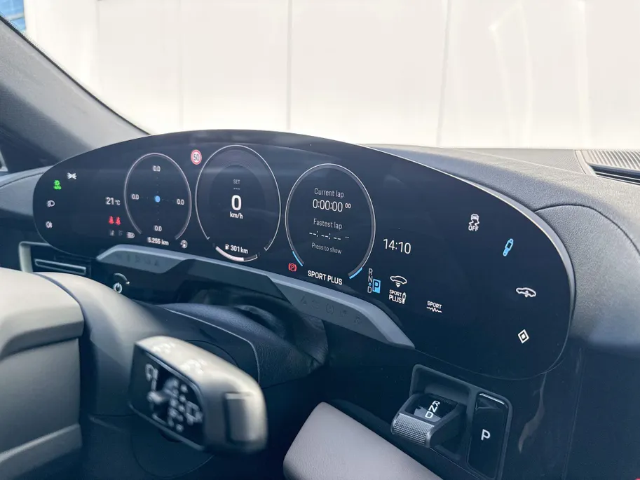 Porsche Taycan Cross Turismo 4 105 kWh