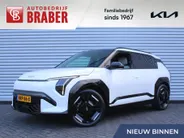 Kia EV3 GT-Line 81.4 kWh | Stuur-/stoelverwarming | Schuifdak | Camera | Dodehoek detectie | Elek. stoelverstelling | 19' LM | LED | Telefoonlader |