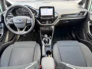 Ford Fiesta 1.0 EcoBoost Titanium | Dealer onderhouden | 1e eigenaar | Adapt. Cruise control | Parkeersensoren voor en achter | Achteruitrijcamera | Trekhaak | Navigatie | Apple carplay & Android auto | Voorruitverwarming | Privacy glas | Bovag garantie |