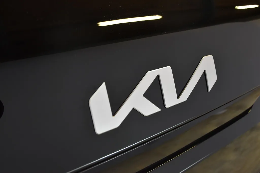 Kia PV5 Passenger 71,2 kWh Plus