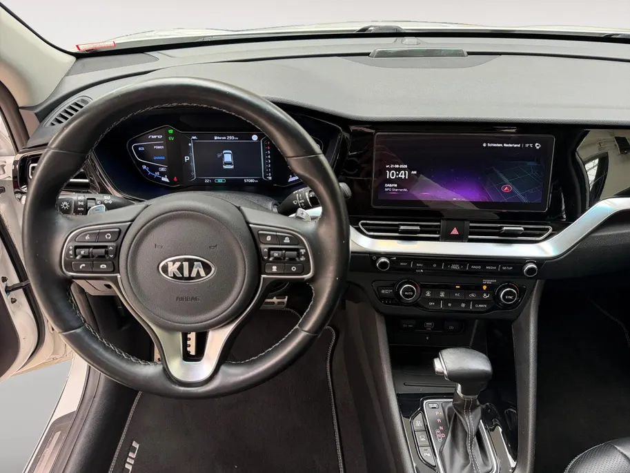 Kia Niro 1.6 GDi PHEV ExecutiveLine PLUG-IN ! | TREKHAAK | LEDEREN BEKLEDING | STOEL & STUURVERWARMING | MEEST LUXE UITVOERING!
