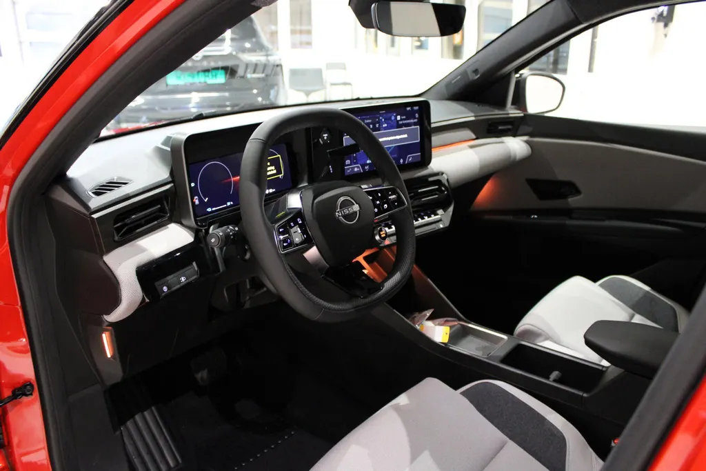 Nissan Micra 52 kWh EVOLVE A/T | NISSAN MORE 10 JAAR GARANTIE | 5000 EURO KORTING | Direct leverbaar | Nieuw model | EV | Vol met luxe |