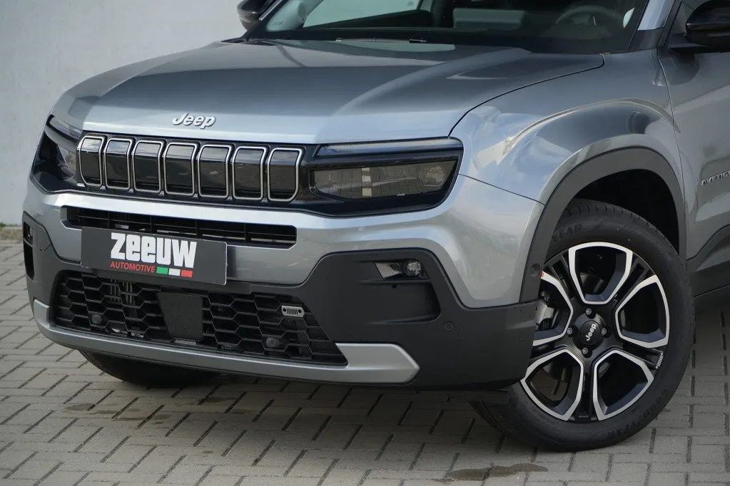 Jeep Avenger 1.2 e-Hybrid Summit | Navi | JBL | Camera | Winter | 18"