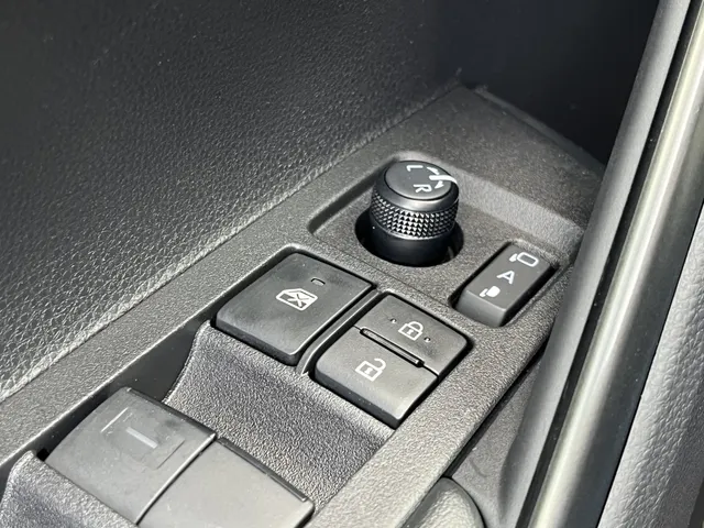 Toyota Corolla Cross Hybrid 140 Dynamic | All Seasons