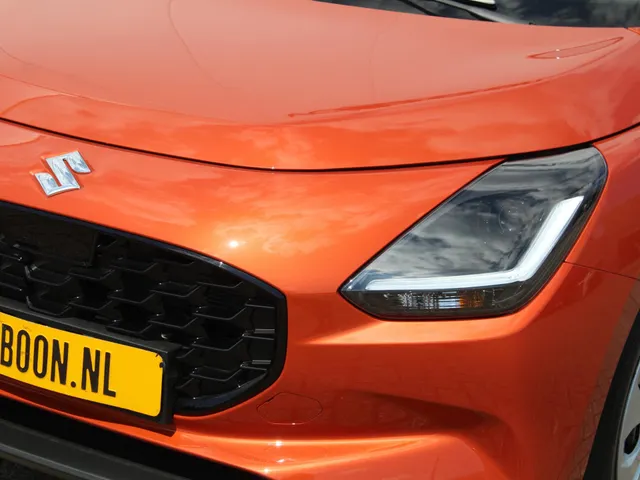 Suzuki Swift 1.2 Comfort Smart Hybrid | Navi | Adap. Cruise | Camea | Park sens