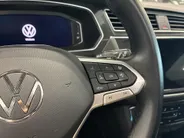 Volkswagen Tiguan 1.4 TSI 245pk DSG eHybrid Life Business · Panoramadak · 360 Camera · Inklap. Trekhaak · Head-Up Display · Dodehoeksensor · Parkeer Assistent ·