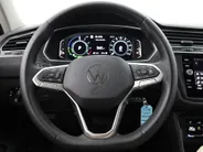 Volkswagen Tiguan 1.4 TSI 245pk DSG eHybrid Elegance · Inklap. Trekhaak · Dodehoeksensor · Matrix LED · Stuur- & Stoelverwarming · Parkeer Assistent · ACC ·