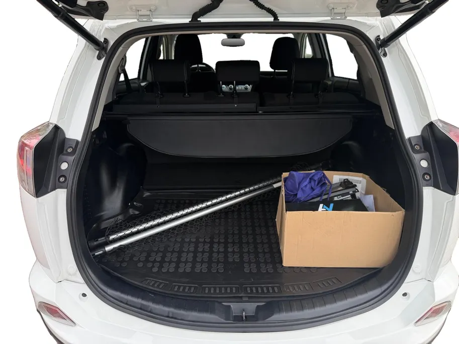 Toyota RAV4 2.5 Hybrid AWD Style Dealer onderhouden | 1650KG Trekkracht | Applecarplay / Android auto | Climate control | Cruise control |