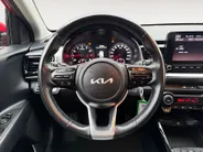Kia Stonic 1.0 T-GDi MHEV DynamicLine | Camera | Parkeersensoren achter | Apple/Android Carplay | Climate & cruise control | LM velgen | NAP