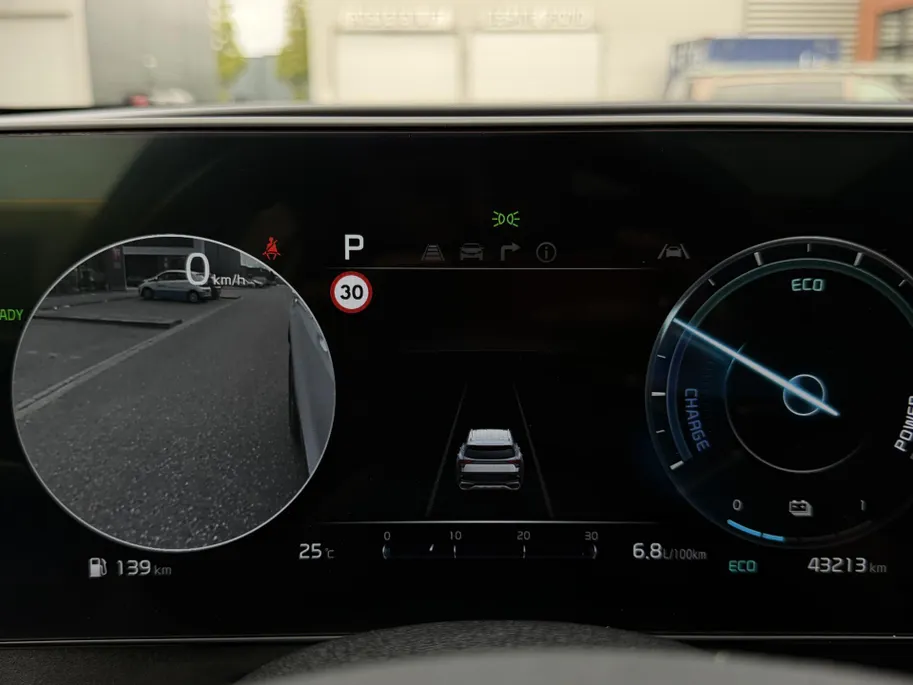 Kia Sportage 1.6 T-GDi Hybrid GT-PlusLine | Apple Carplay/ Android Auto | Navigatiesysteem | Licht + Regensensor | Stoelverwarming + Stoelkoeling | Stuurverwarming | Elektrisch Verstelbare Voorstoelen | Geheugen op Bestuurdersstoel | Elektrisch Schuif / Kanteldak | El
