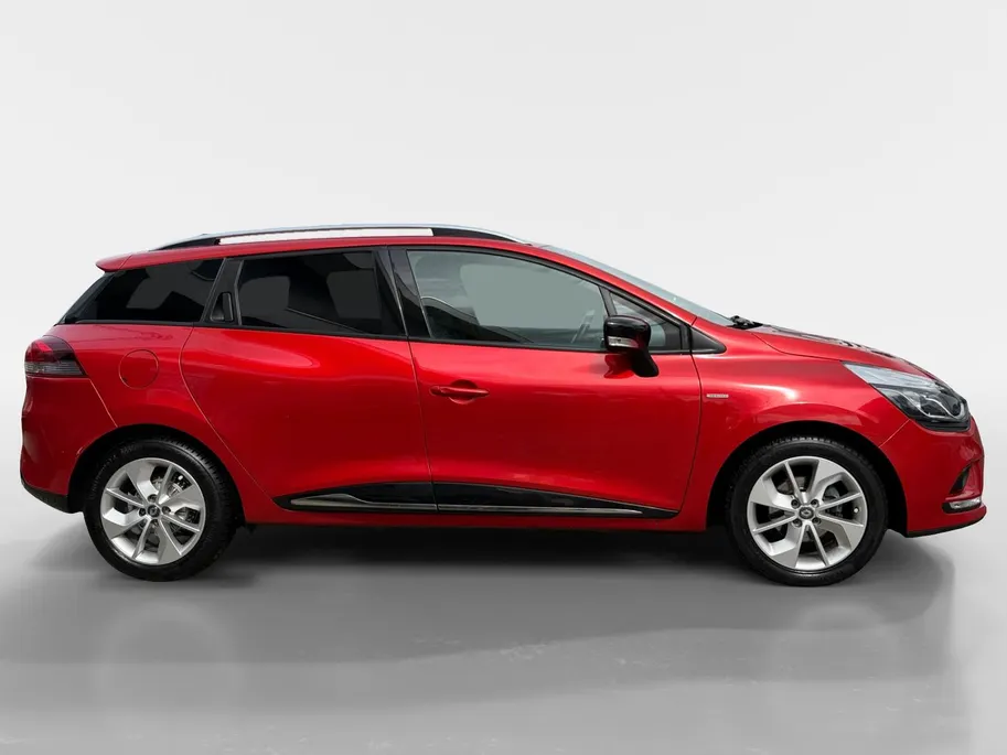 Renault Clio Estate 1.2 TCe Limited | Automaat | Navigatie | Bluetooth | Airco | Parkeersensoren | Cruise Control | 12 Maanden BOVAG Garantie