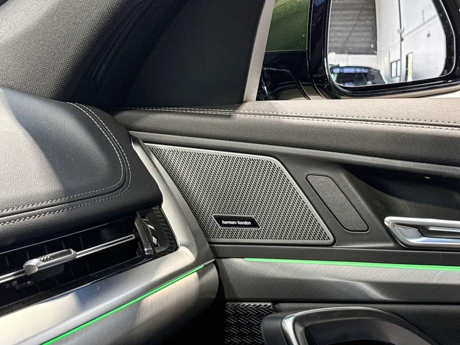 BMW iX1 eDrive20 M Sport Edition Premium Pack