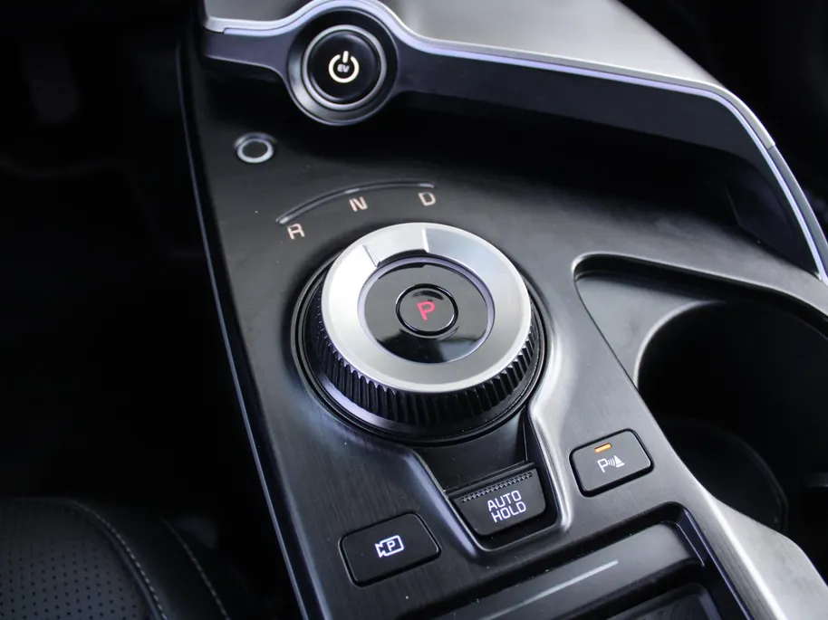 Kia EV6 Plus Advanced 84 kWh | Stuur-/stoelverwarming + ventilatie | Schuifdak | 360 Camera | Leer | Geheugenstoel | Telefoonlader | 20' LM | LED |