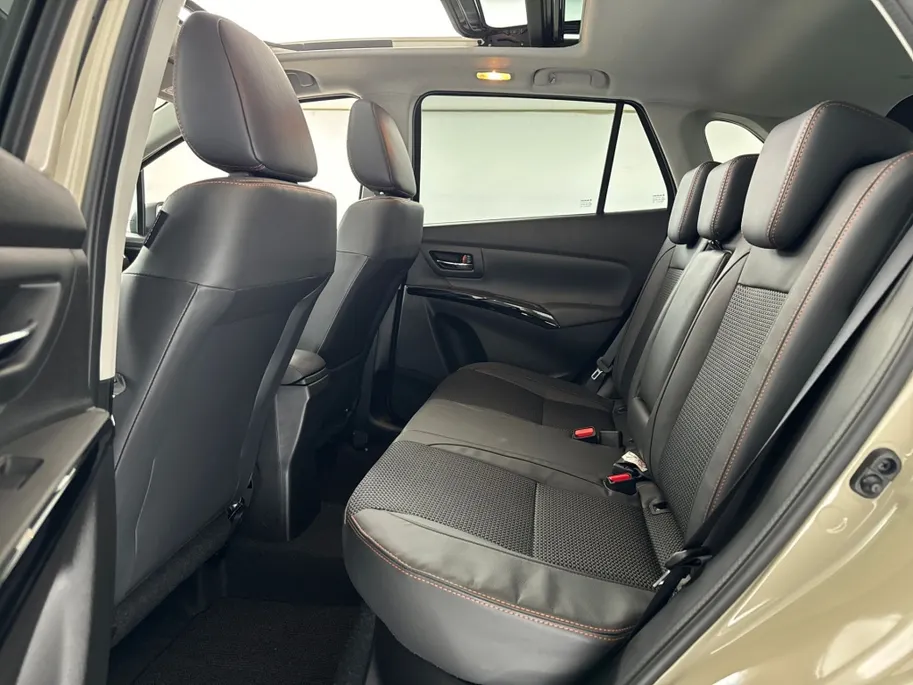 Suzuki S-Cross 1.4 Style Special Edition Smart Hybrid Automaat | Panoramadak | €1.500,- acttiekorting!