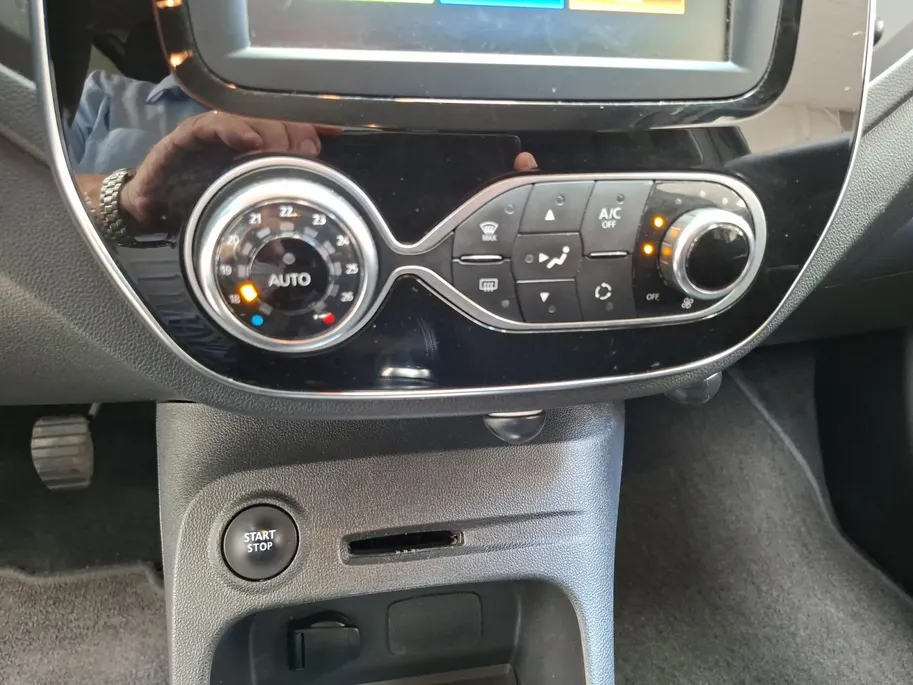 Renault Captur 0.9 TCe Limited CLIMATE CONTROL | NETTE AUTO | MULTI MEDIA SCHERM | 12 MAANDEN BOVAG GARANTIE